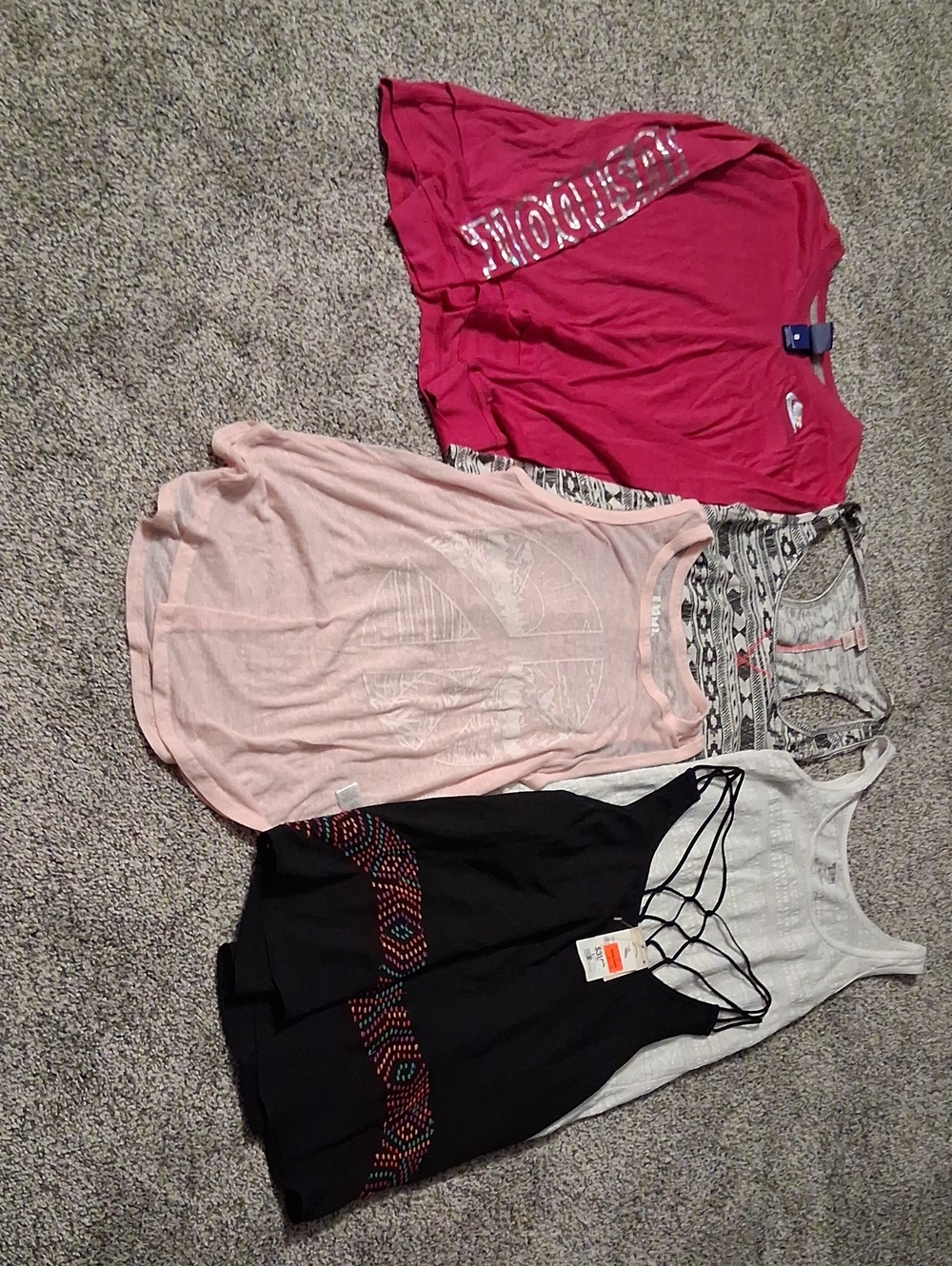Pink Graphic Scoop Neck Tank Top - Unbranded